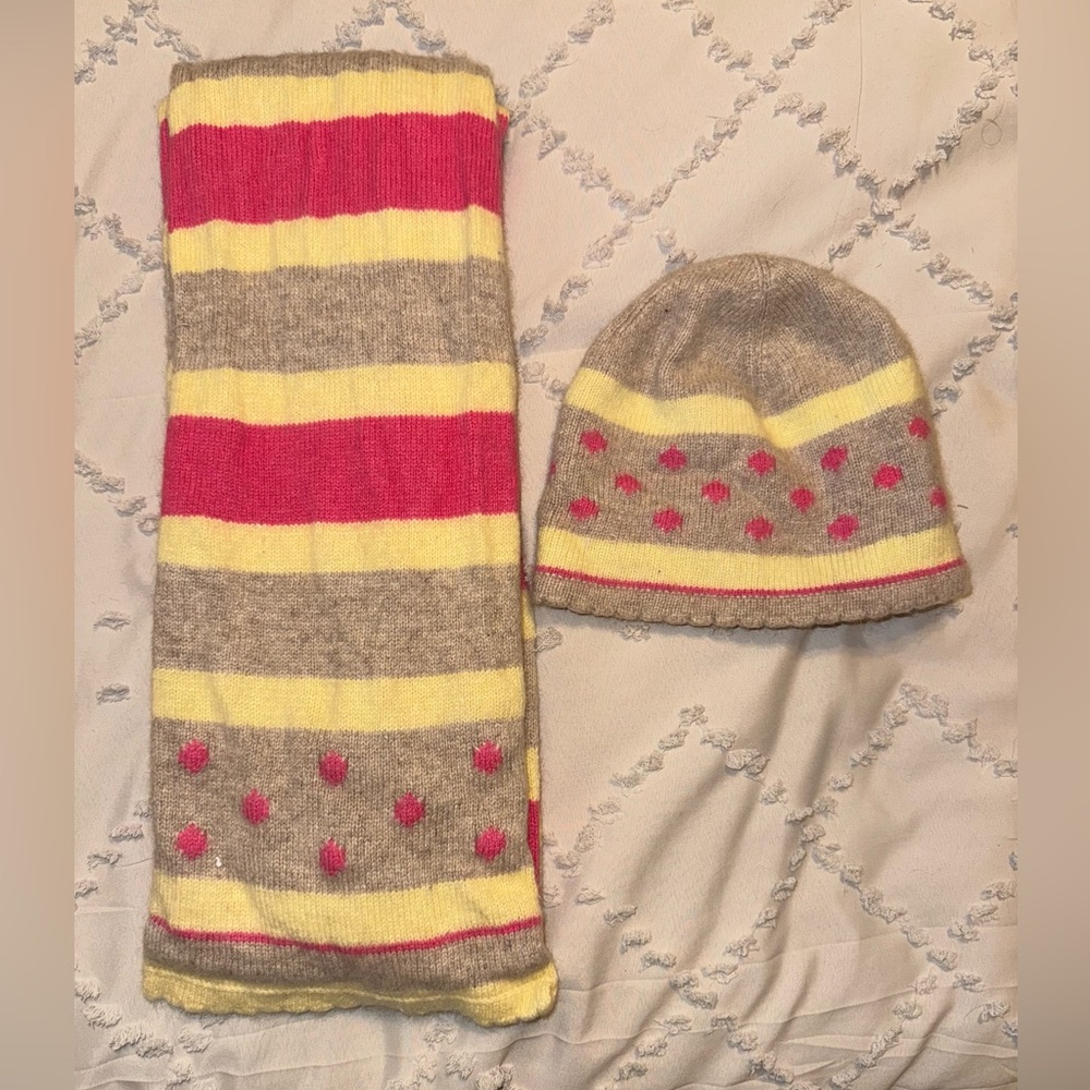 American Eagle Knit Hat and Scarf Set - One Size fits all